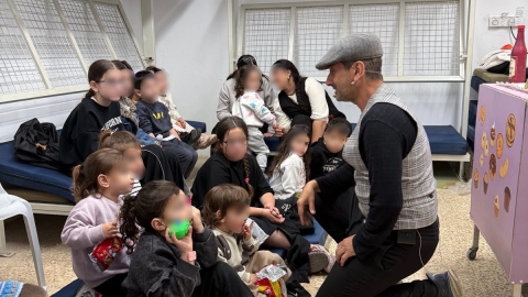 תיאטרון עד המקלט סבב הצגות אורנה פורת ביישובי מרום הגליל (2).jpeg